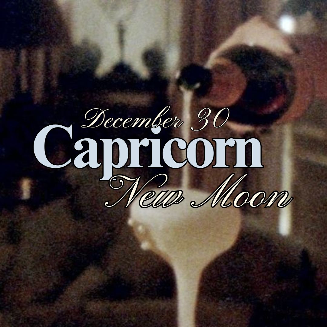 Climbing to the Top: Manifesting Ambition & Stability with the New Moon in Capricorn