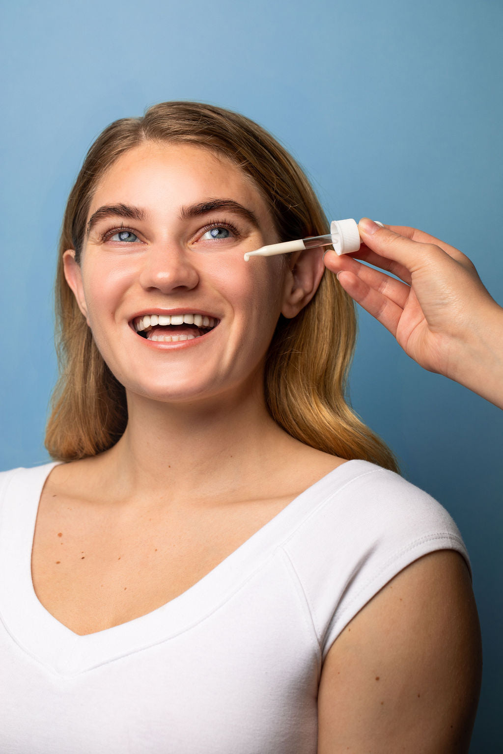 Liquid Moonlight: Illuminating Golden Chai Tea Serum